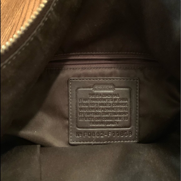 Coach Leather Purse - Picture 2 of 3